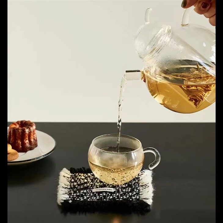 White Jade Teapot With Infuser, Lovely Glass Teapot With Strainer, 20OZ Teapot For Ladies For AfternoonTea